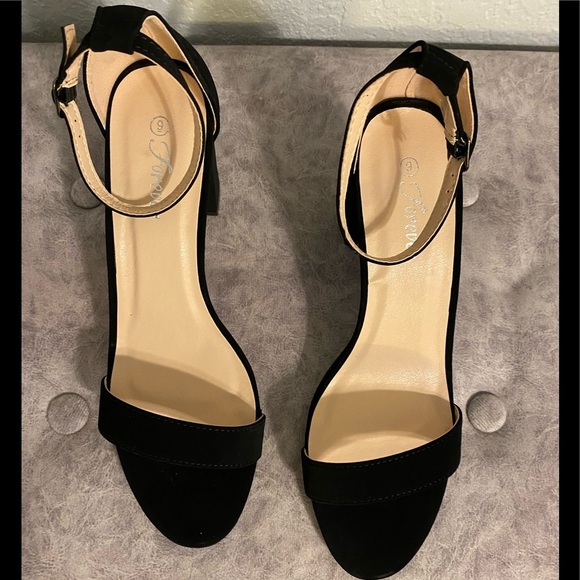 Forever brand sandal black - Picture 2 of 3